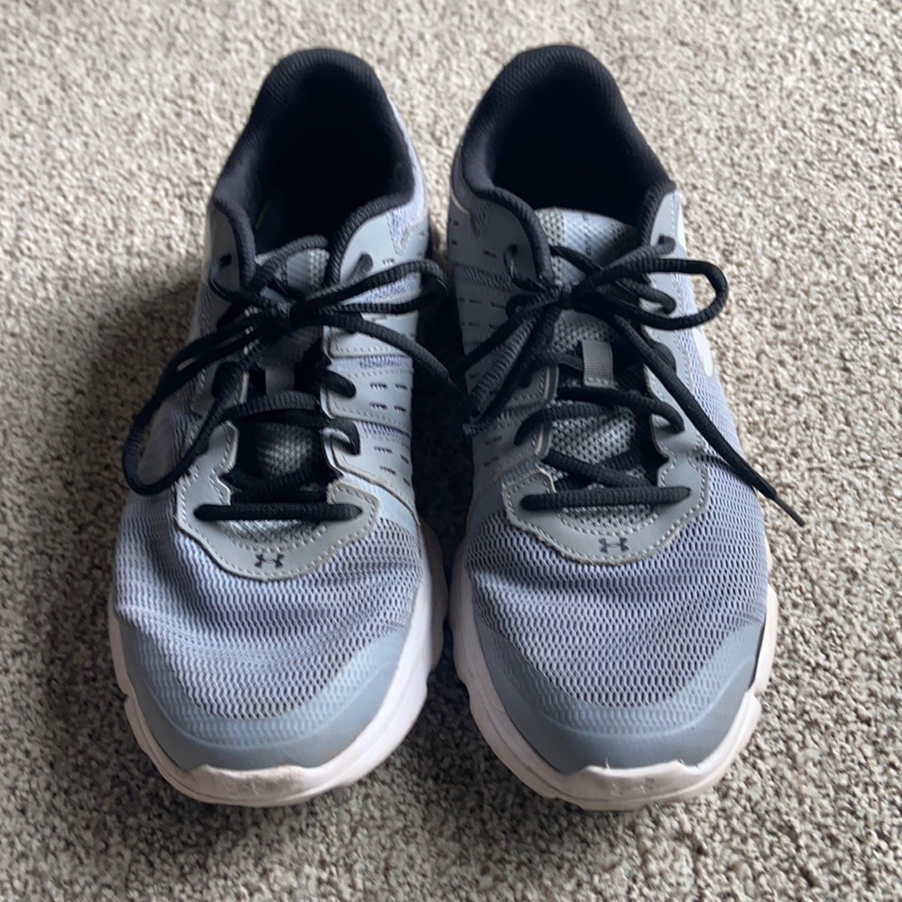 Men’s Under Armor tennis Shoes